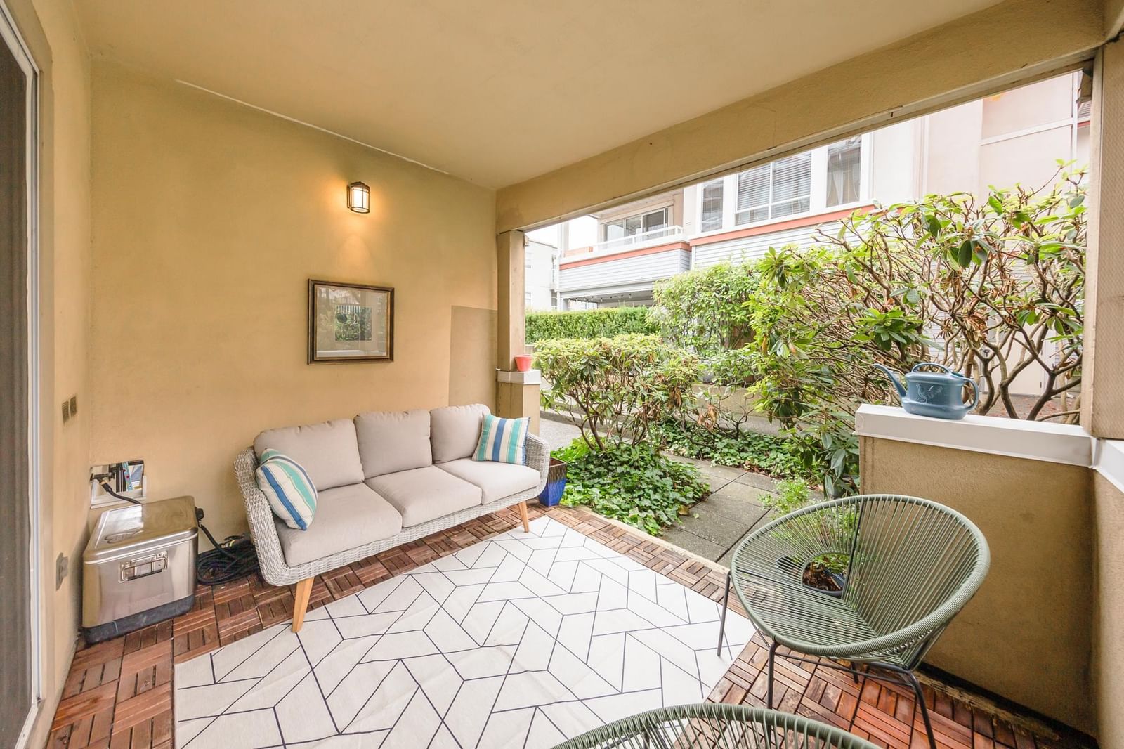 Listing Image 17