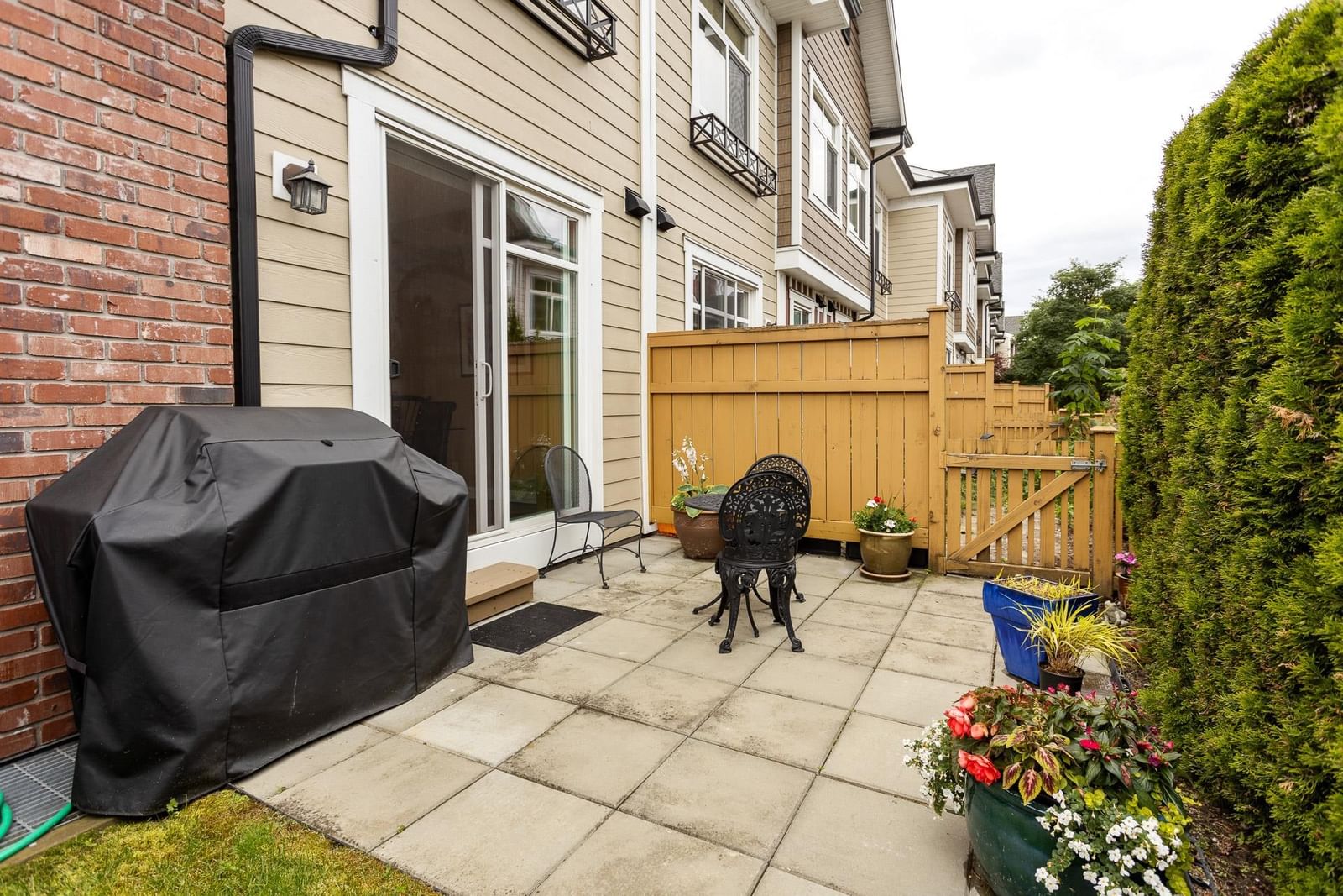 Listing Image 14