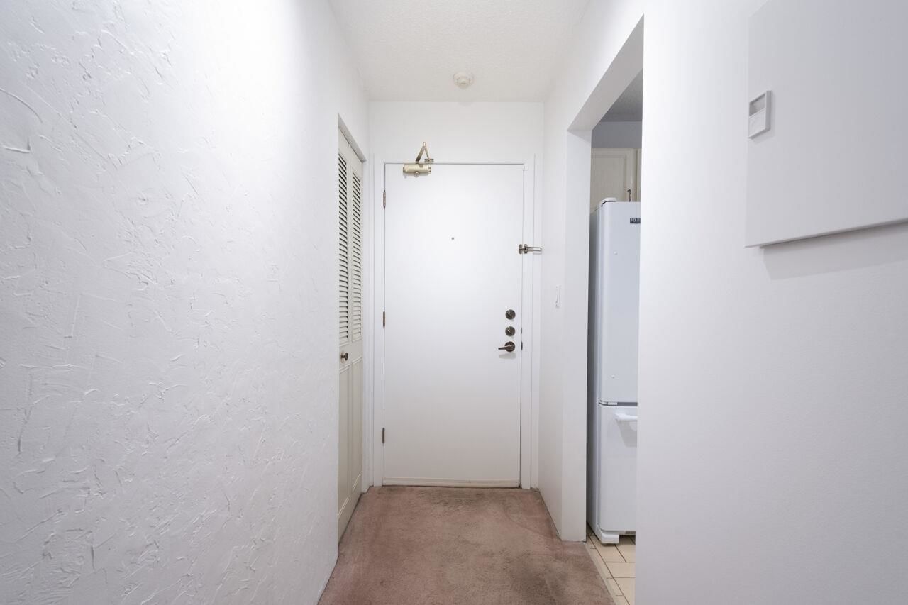 Listing Image 24