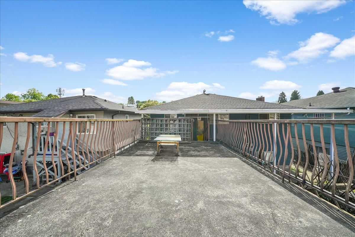 Listing Image 14