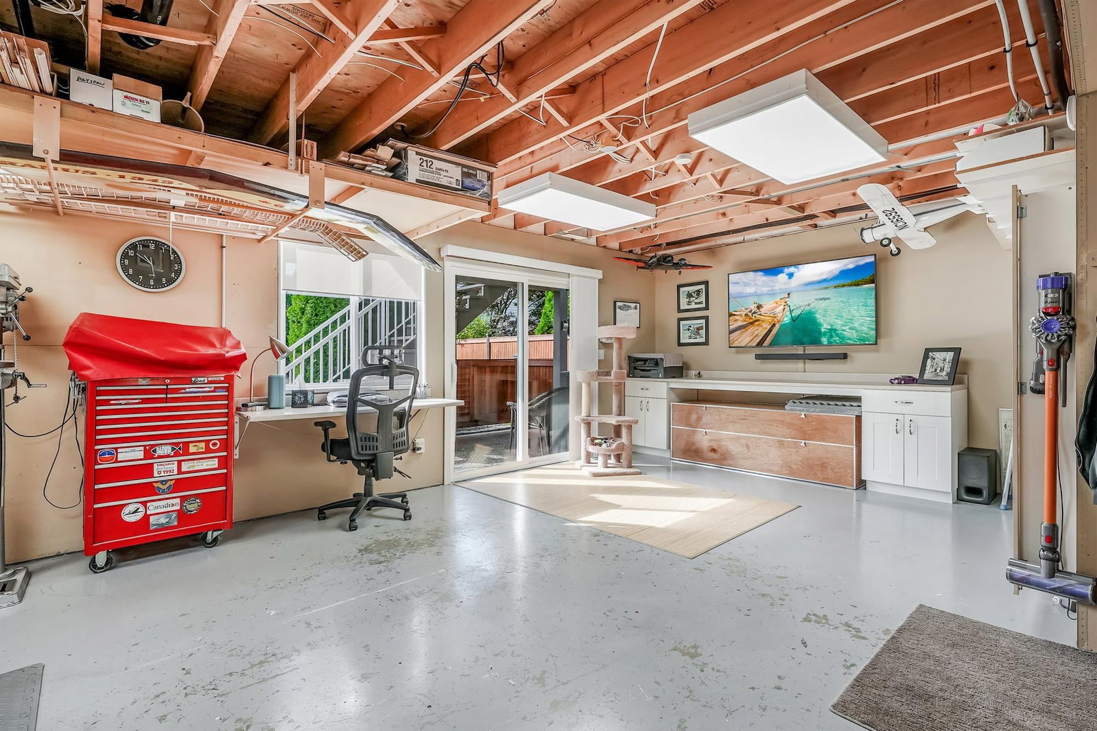 Listing Image 20