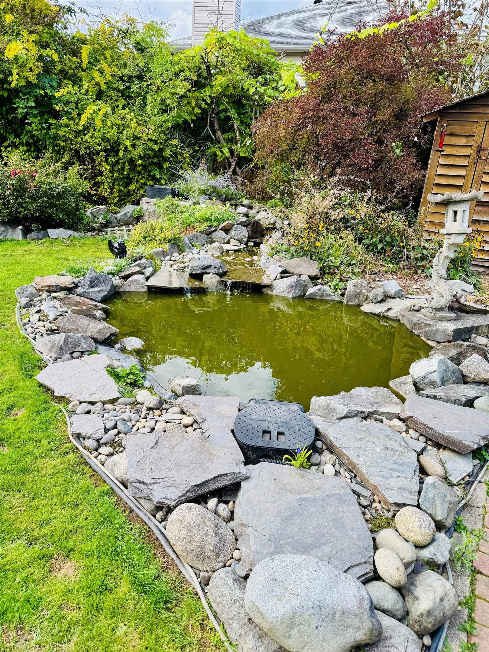 Listing Image 8