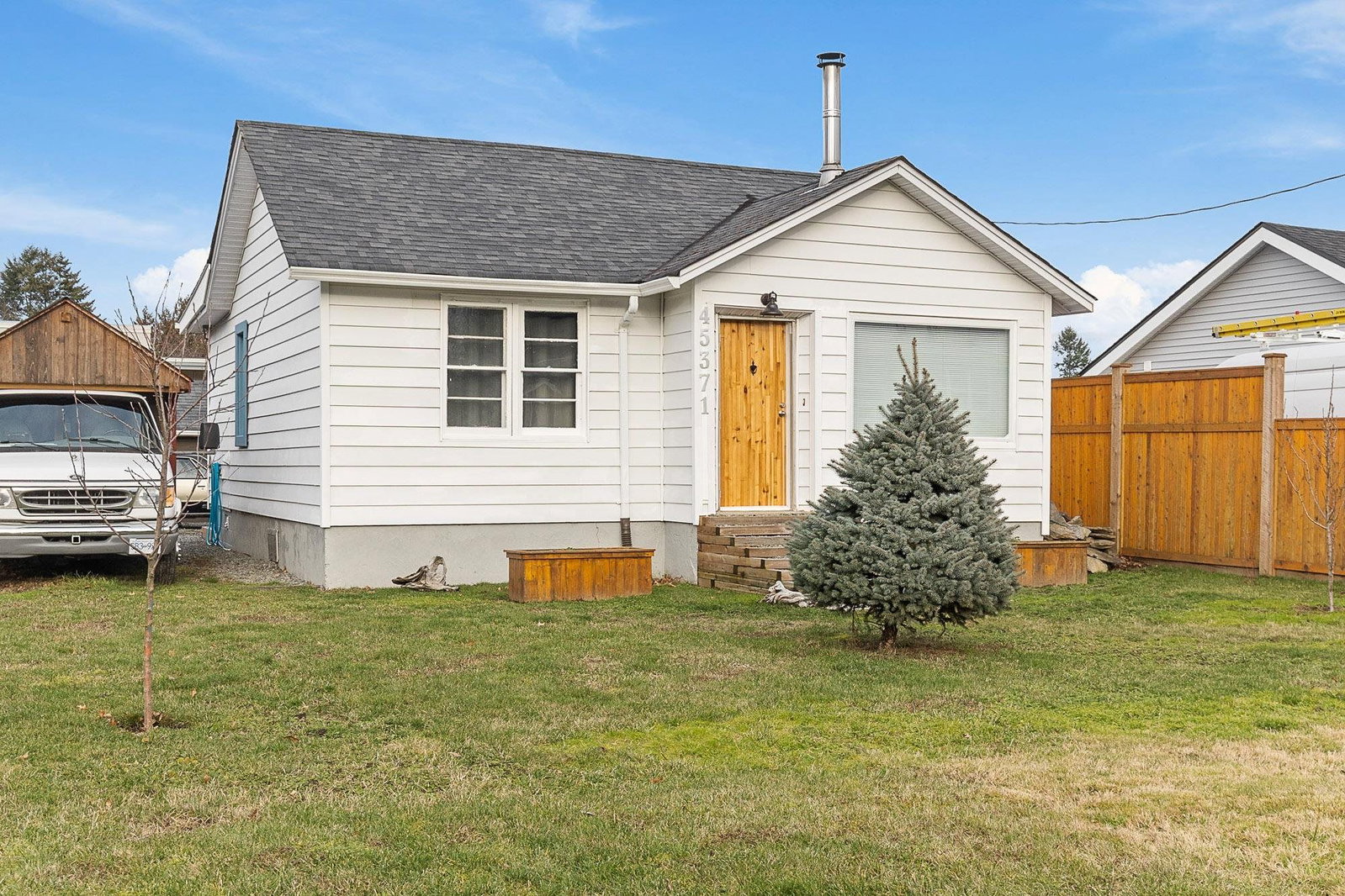 Listing Image 1