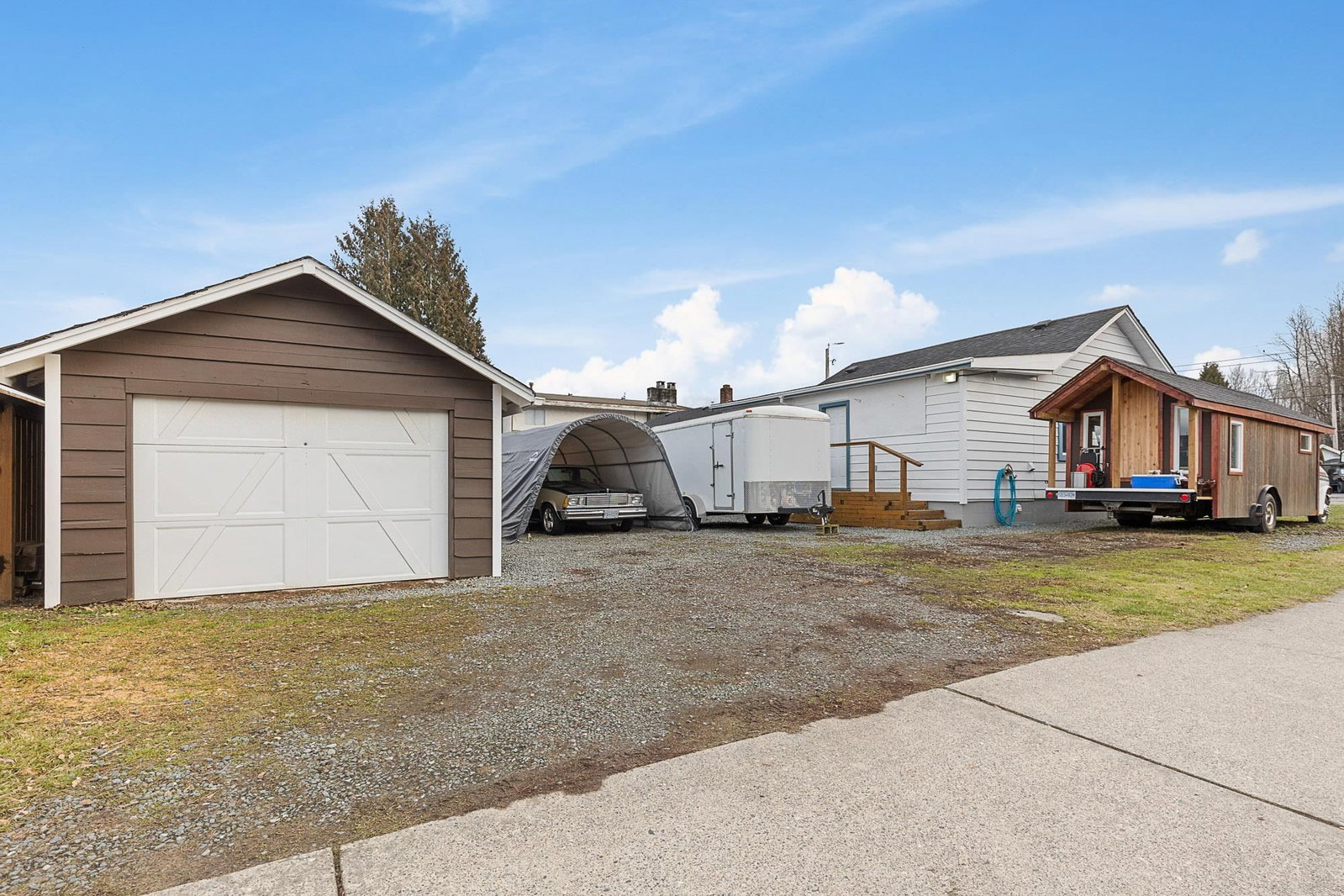 Listing Image 21