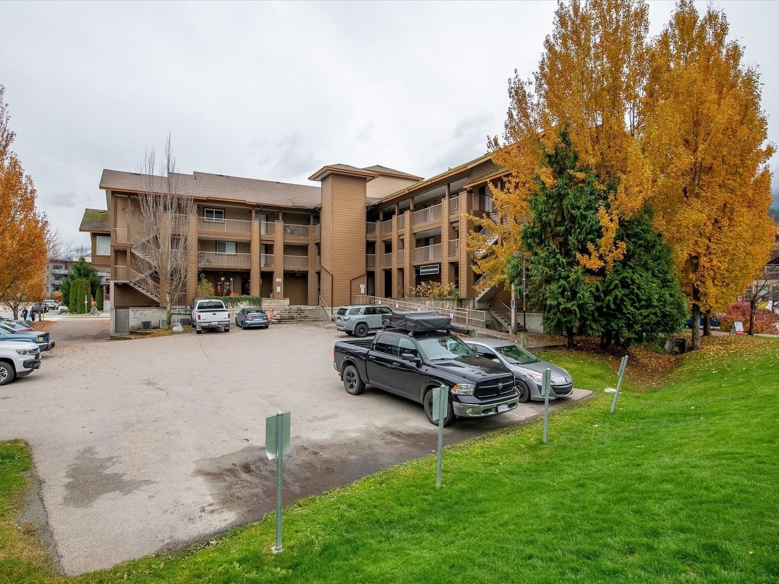 Listing Image 21