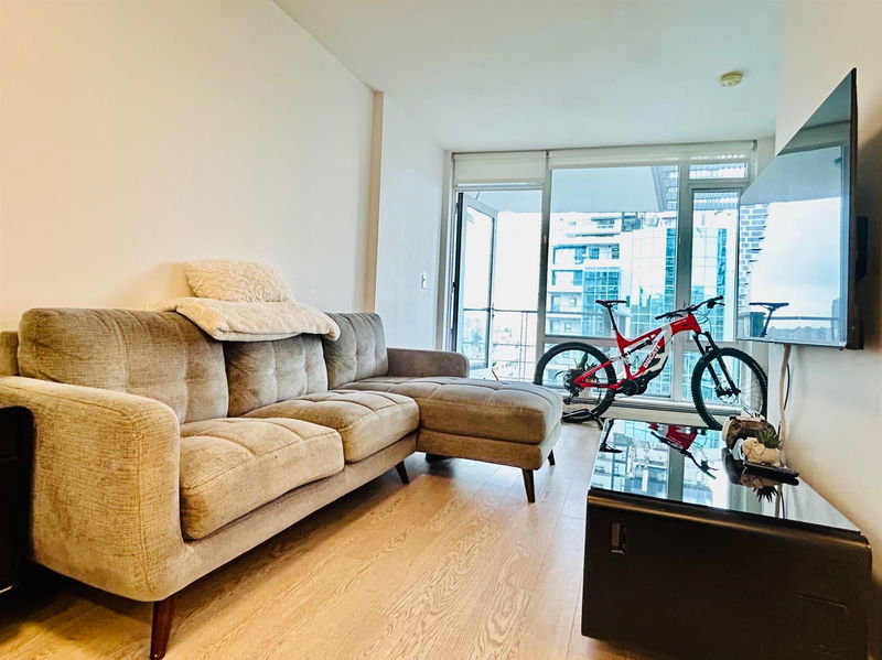 1283 Howe Street #2009, Vancouver, British Columbia (MLS R2941796)