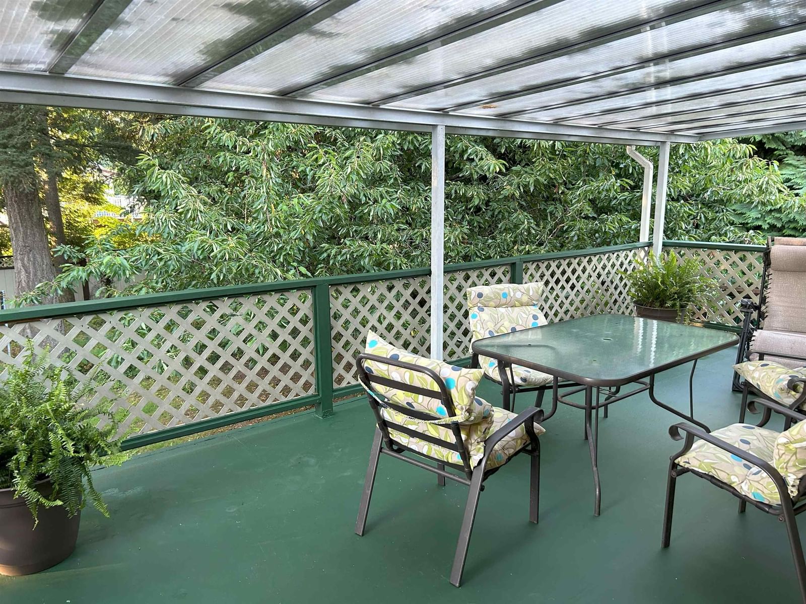 Listing Image 11