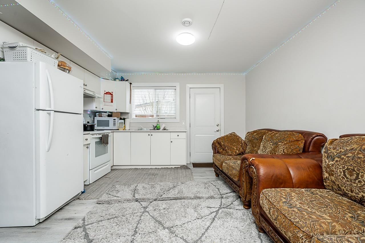 Listing Image 15