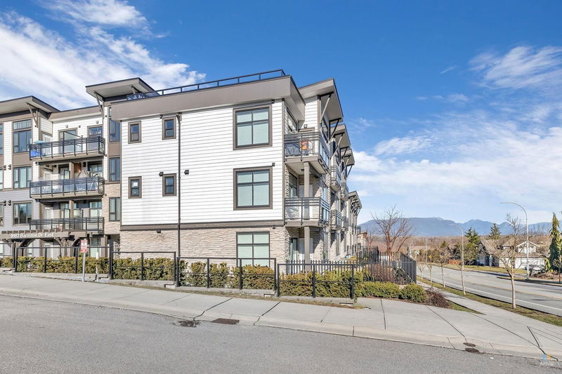 9983 Barnston Drive E #509, Surrey, British Columbia (MLS R2941903)