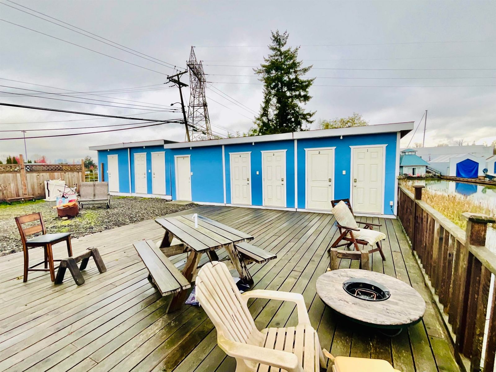 Listing Image 5