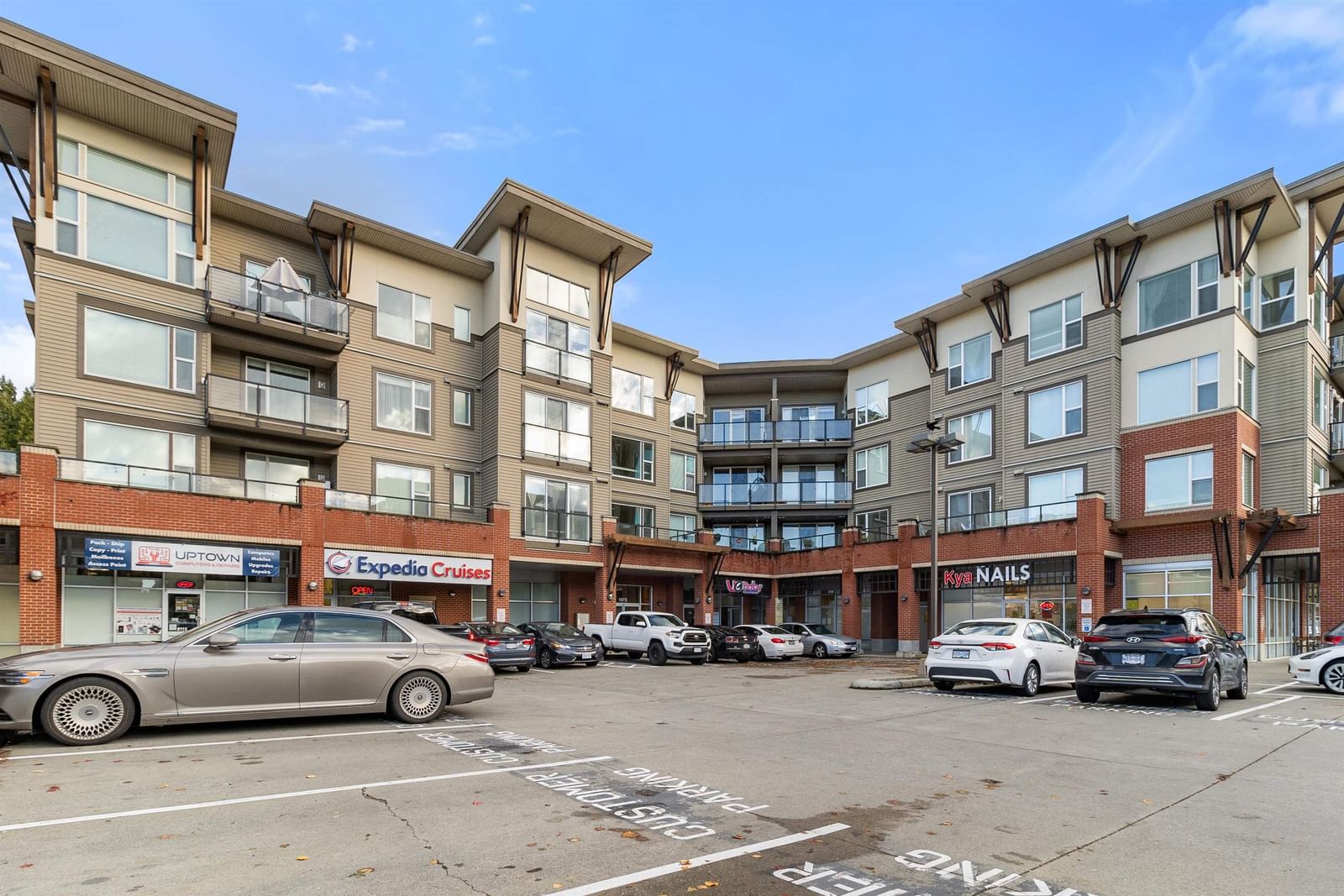 Listing Image 19