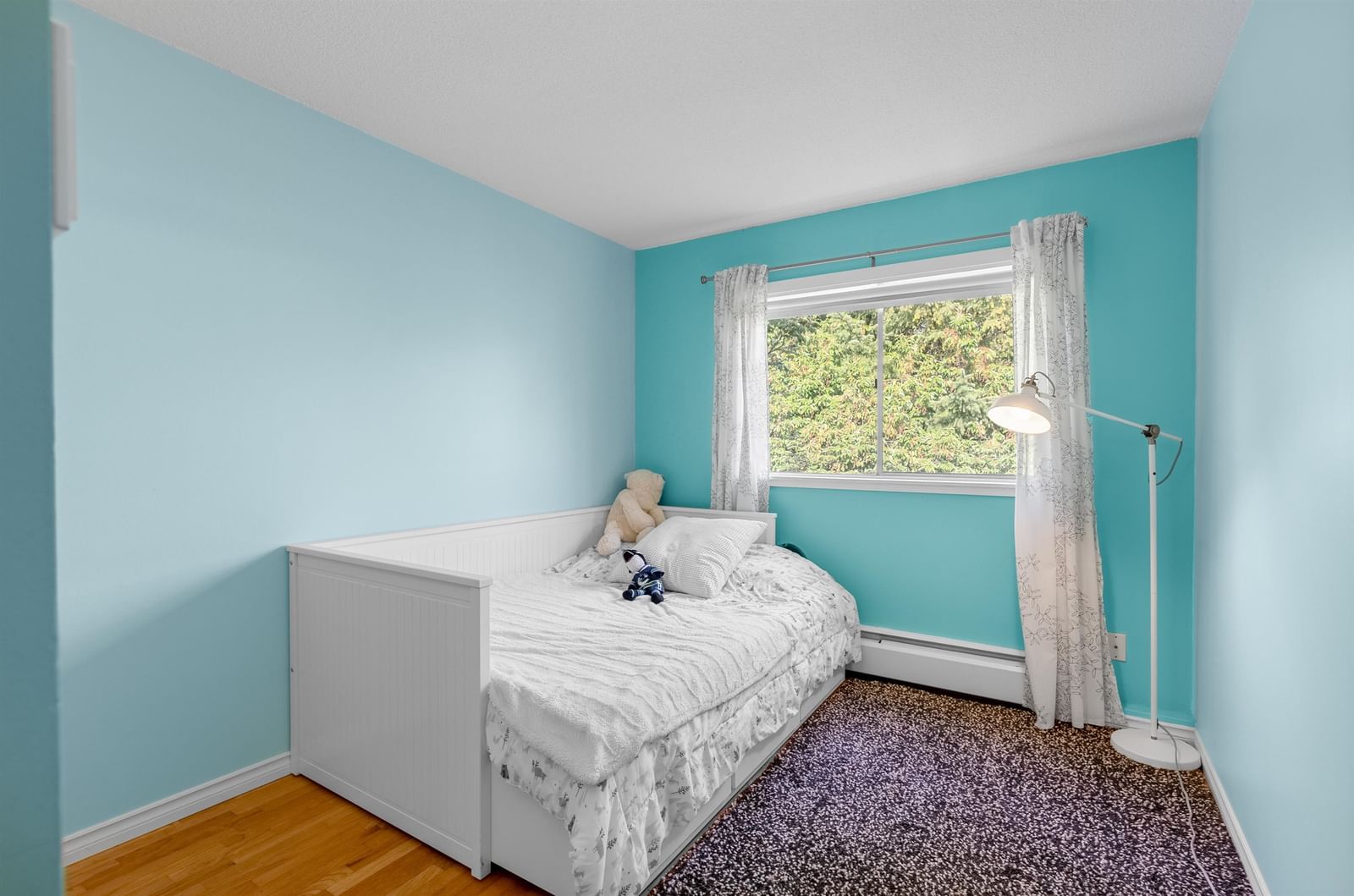 Listing Image 18