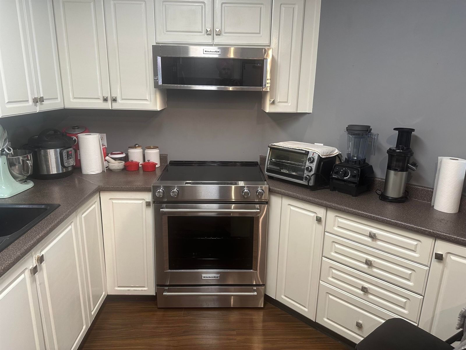 Listing Image 7