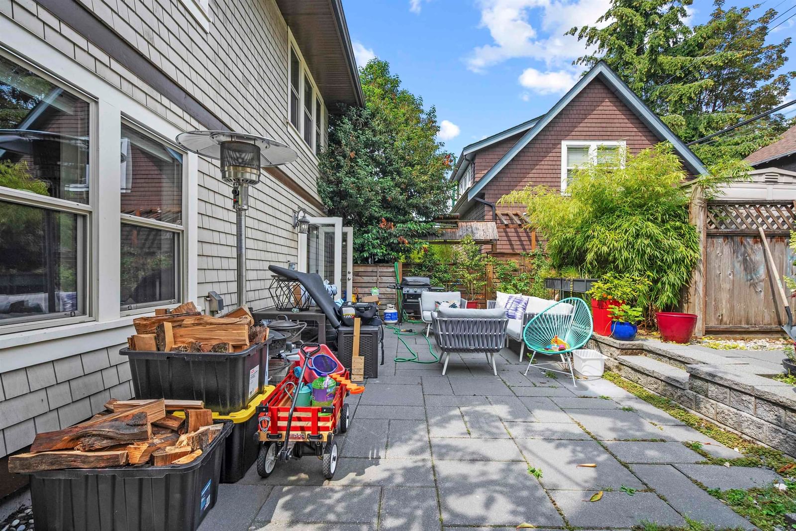 Listing Image 16