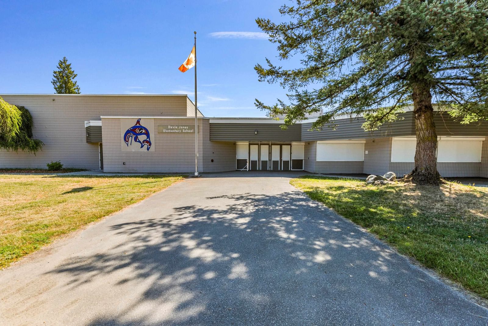 Listing Image 28