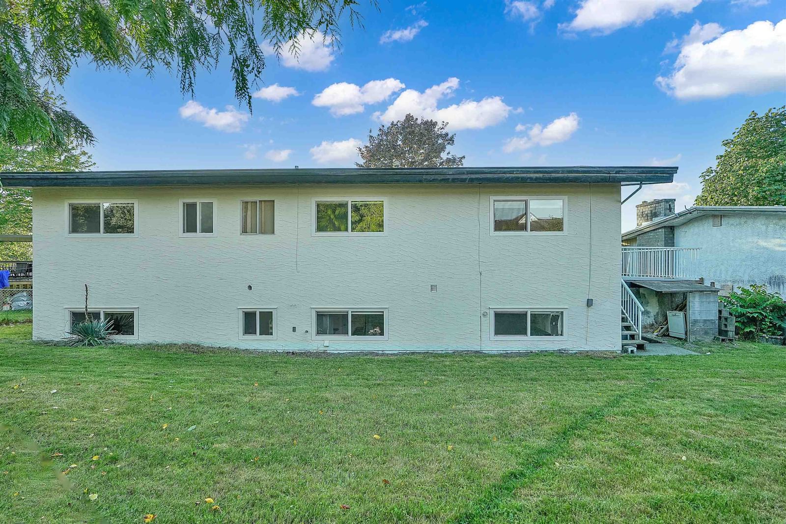 Listing Image 34