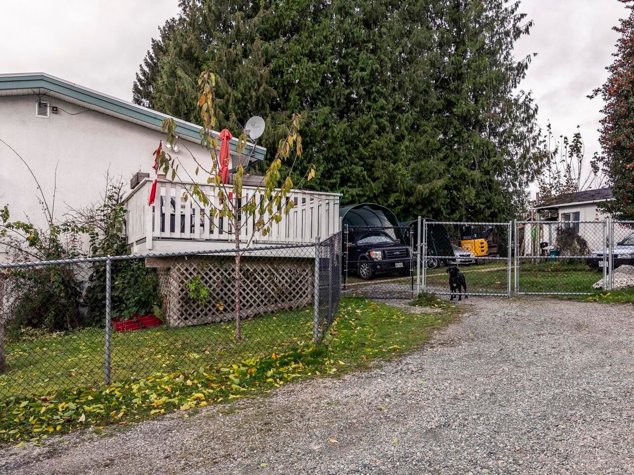 Listing Image 8