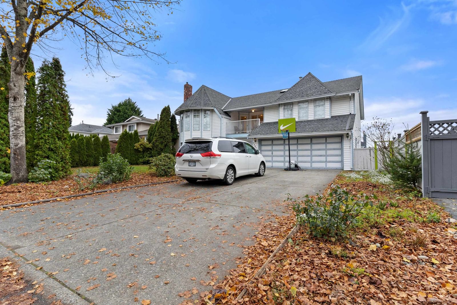 Listing Image 8