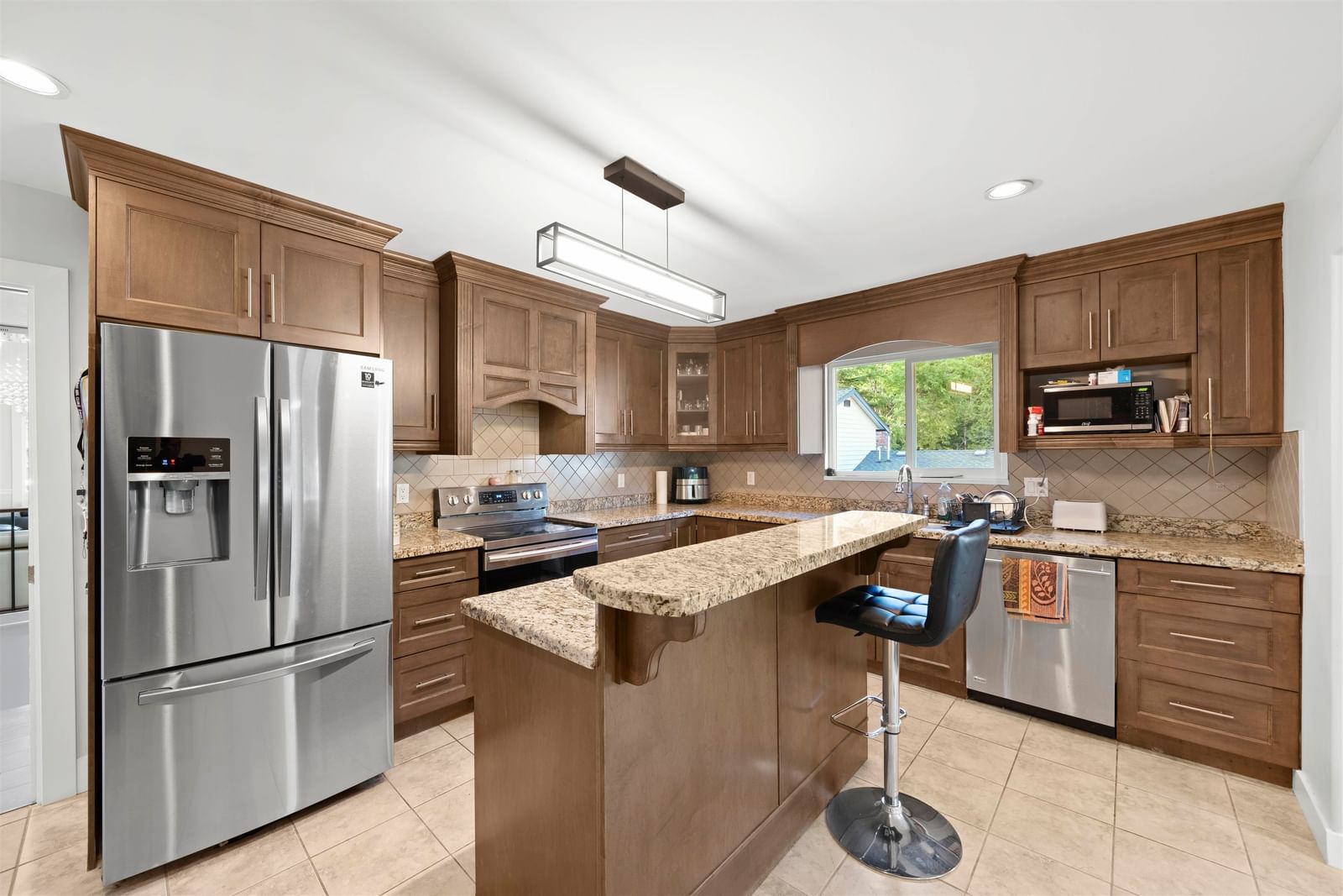 Listing Image 15