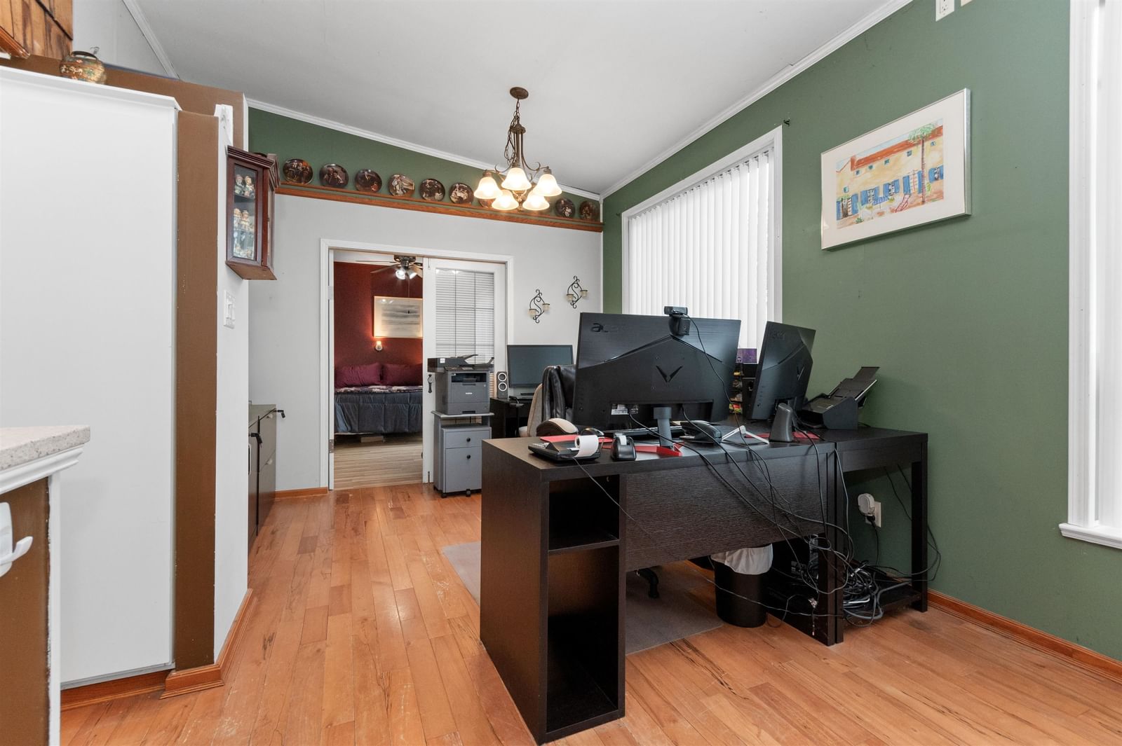 Listing Image 20