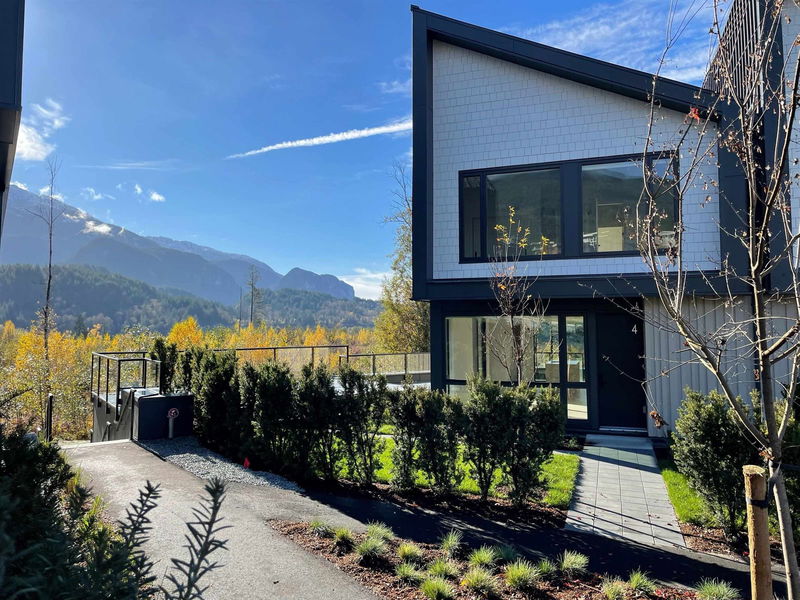 40809 The Crescent #4, Squamish, British Columbia (MLS R2942606)