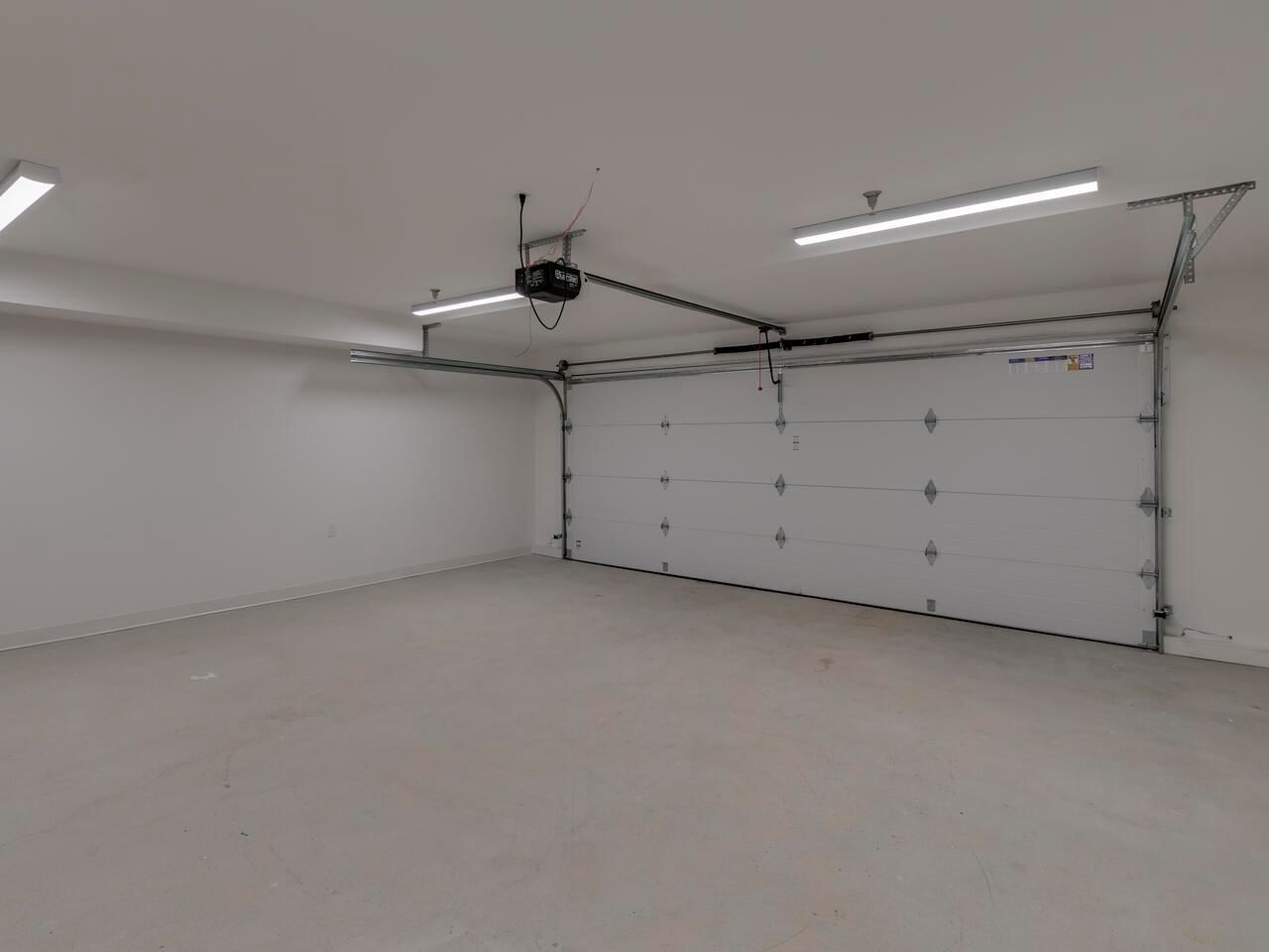 Listing Image 36