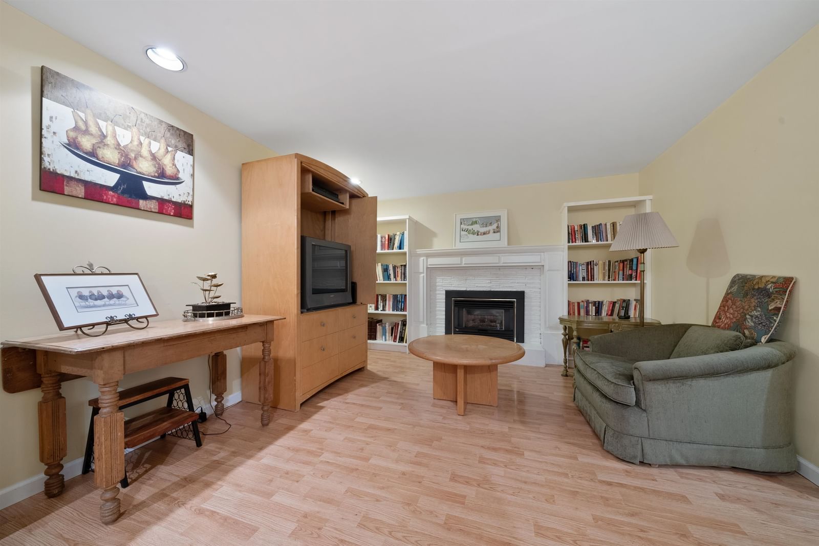 Listing Image 18