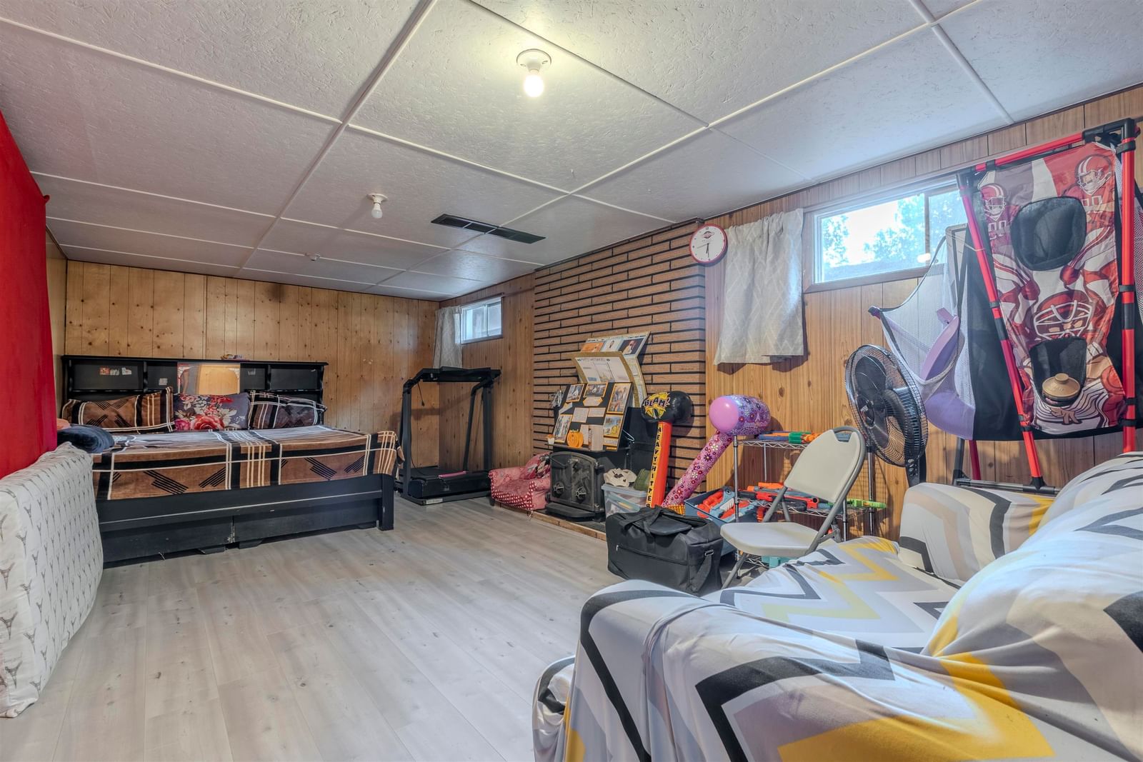 Listing Image 24