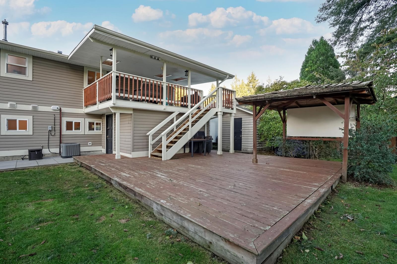 Listing Image 8
