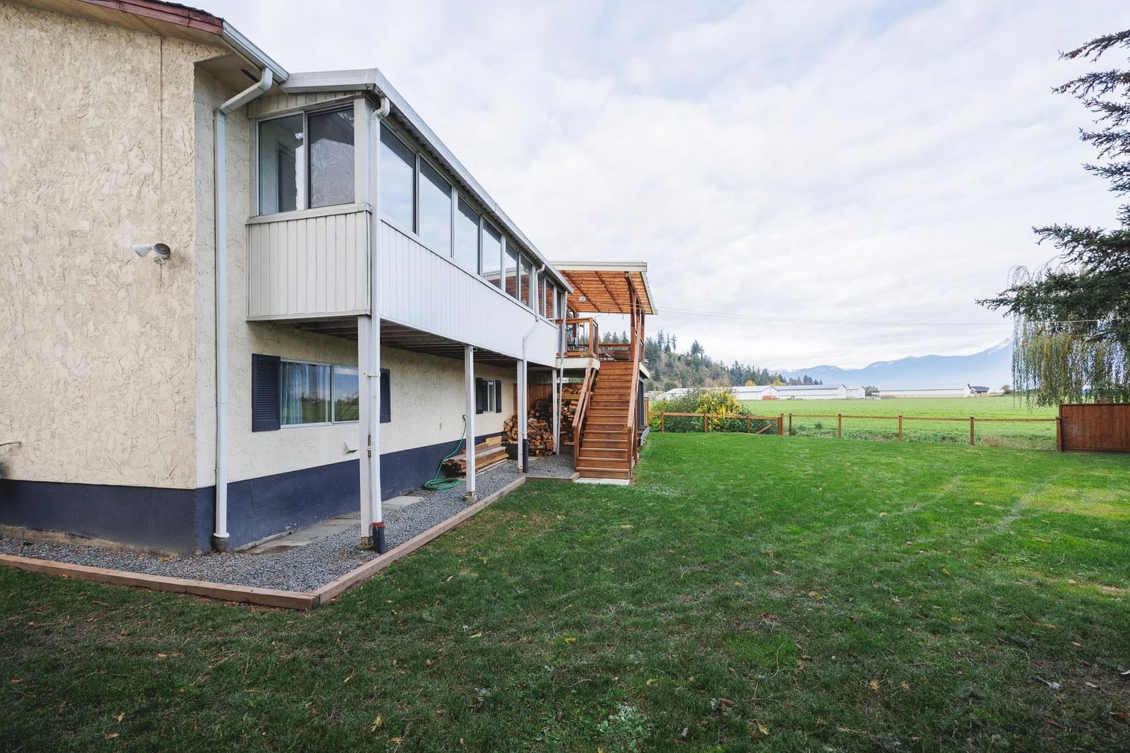 Listing Image 32
