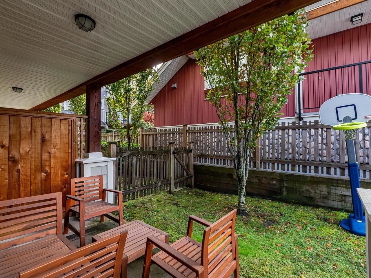 Listing Image 9