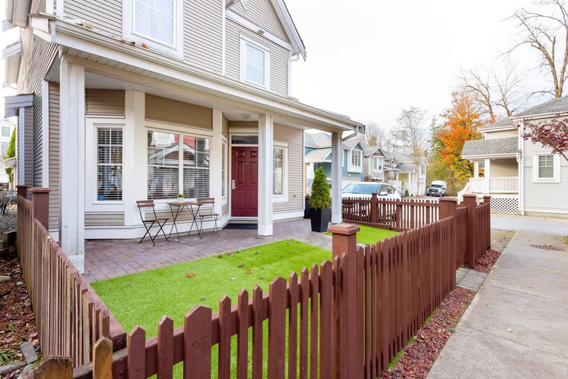 210 - 3000 Riverbend Drive, Coquitlam, V3C 6R1 | Image 3