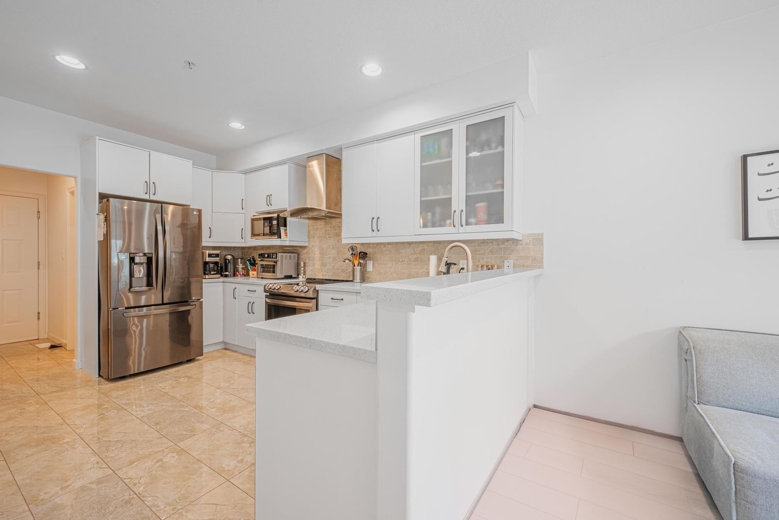 Listing Image 9