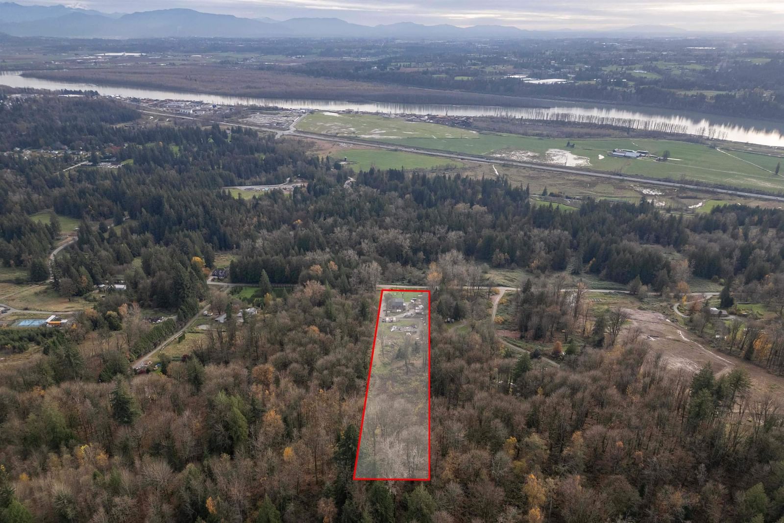Listing Image 4
