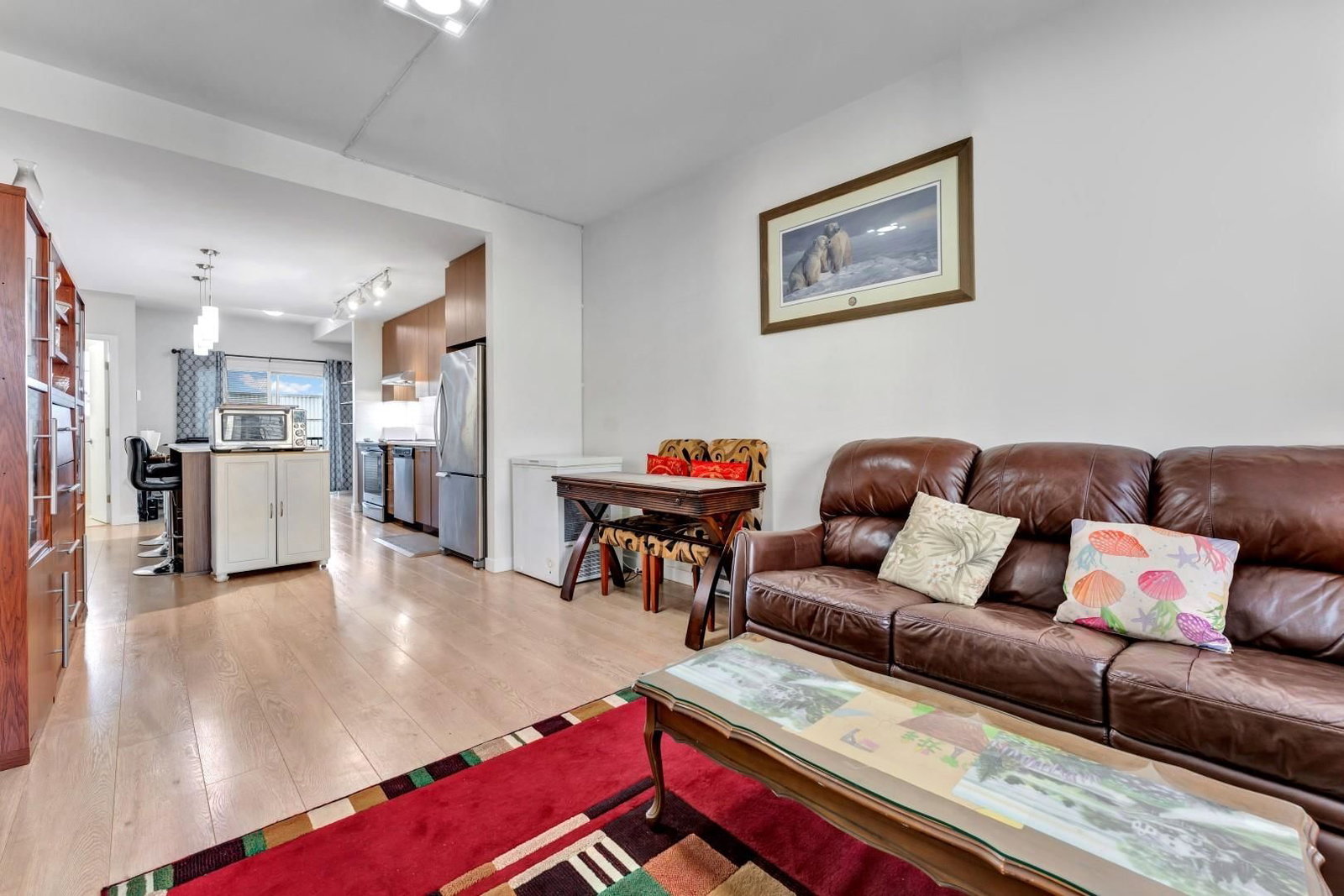 Listing Image 12