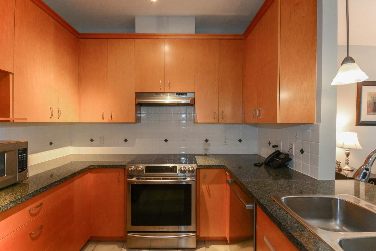 Listing Image 8