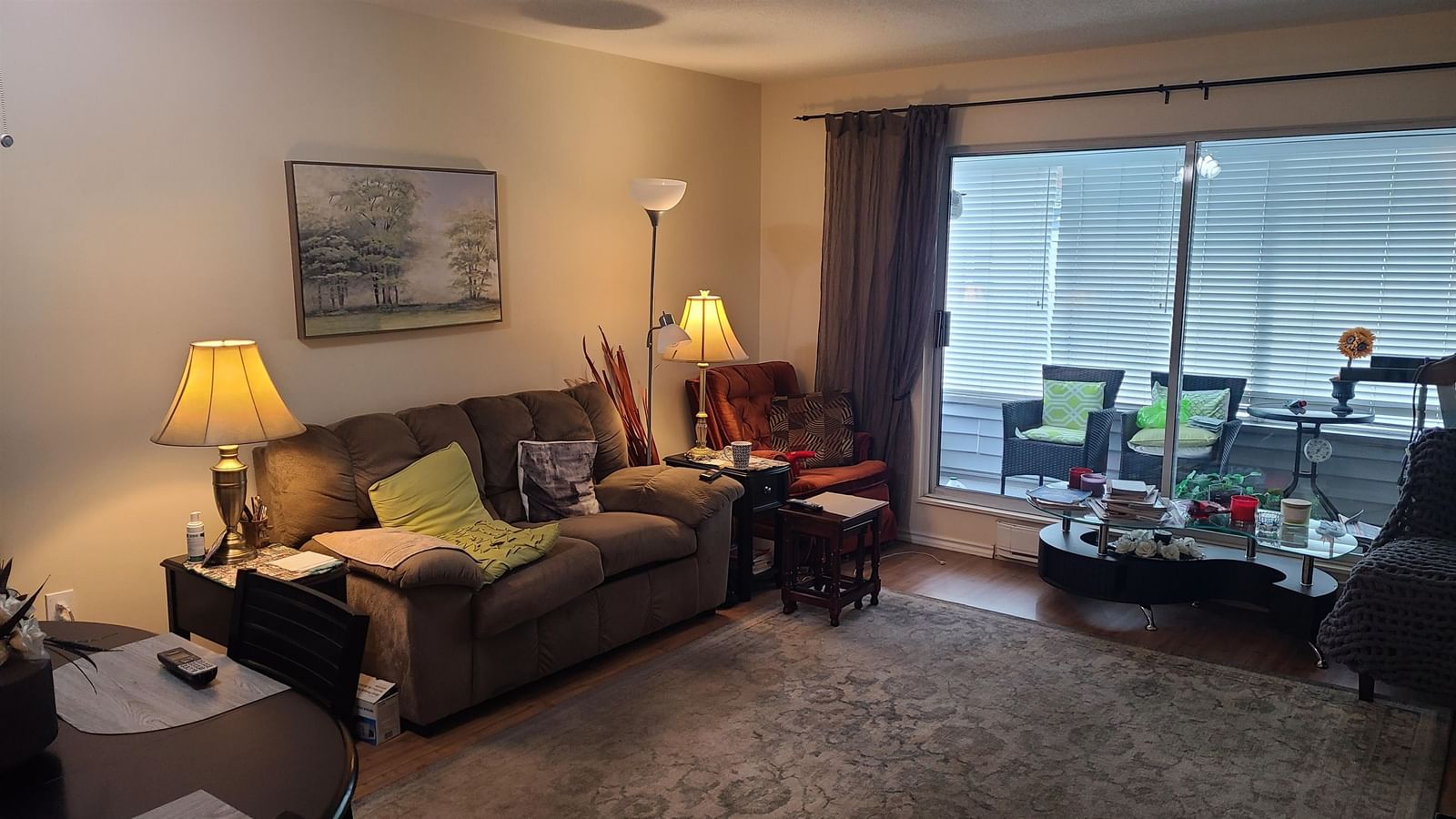 Listing Image 11