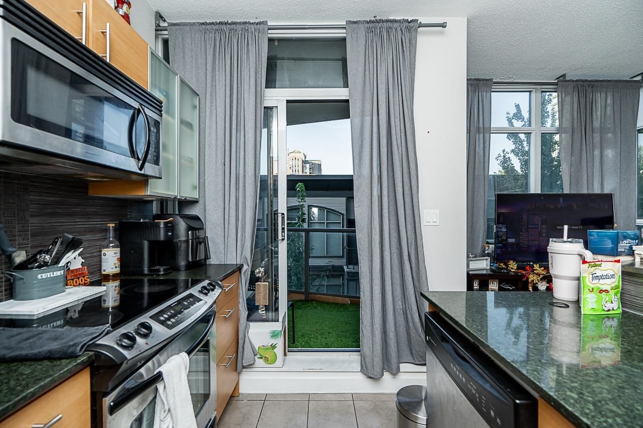 Listing Image 15
