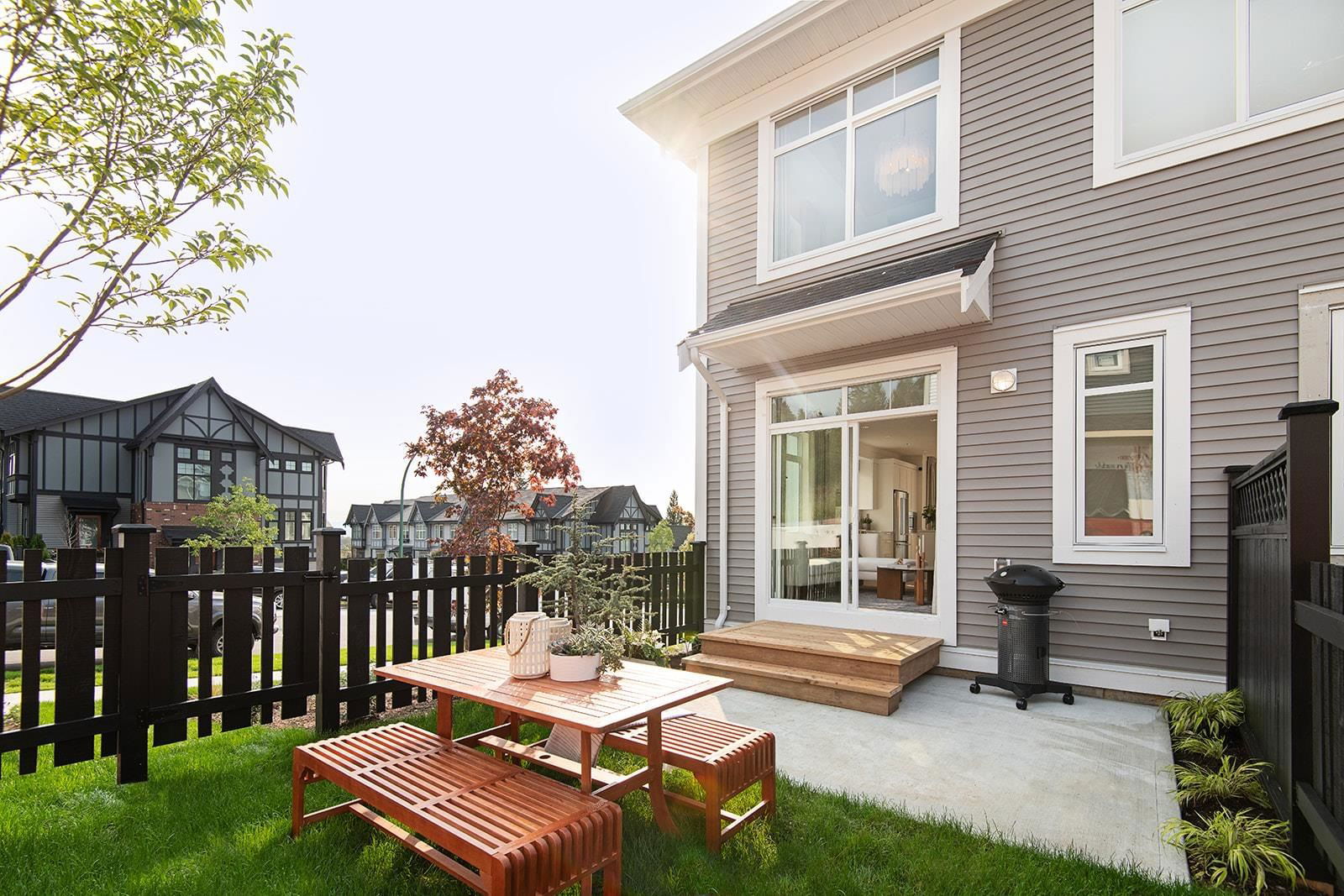 Listing Image 0