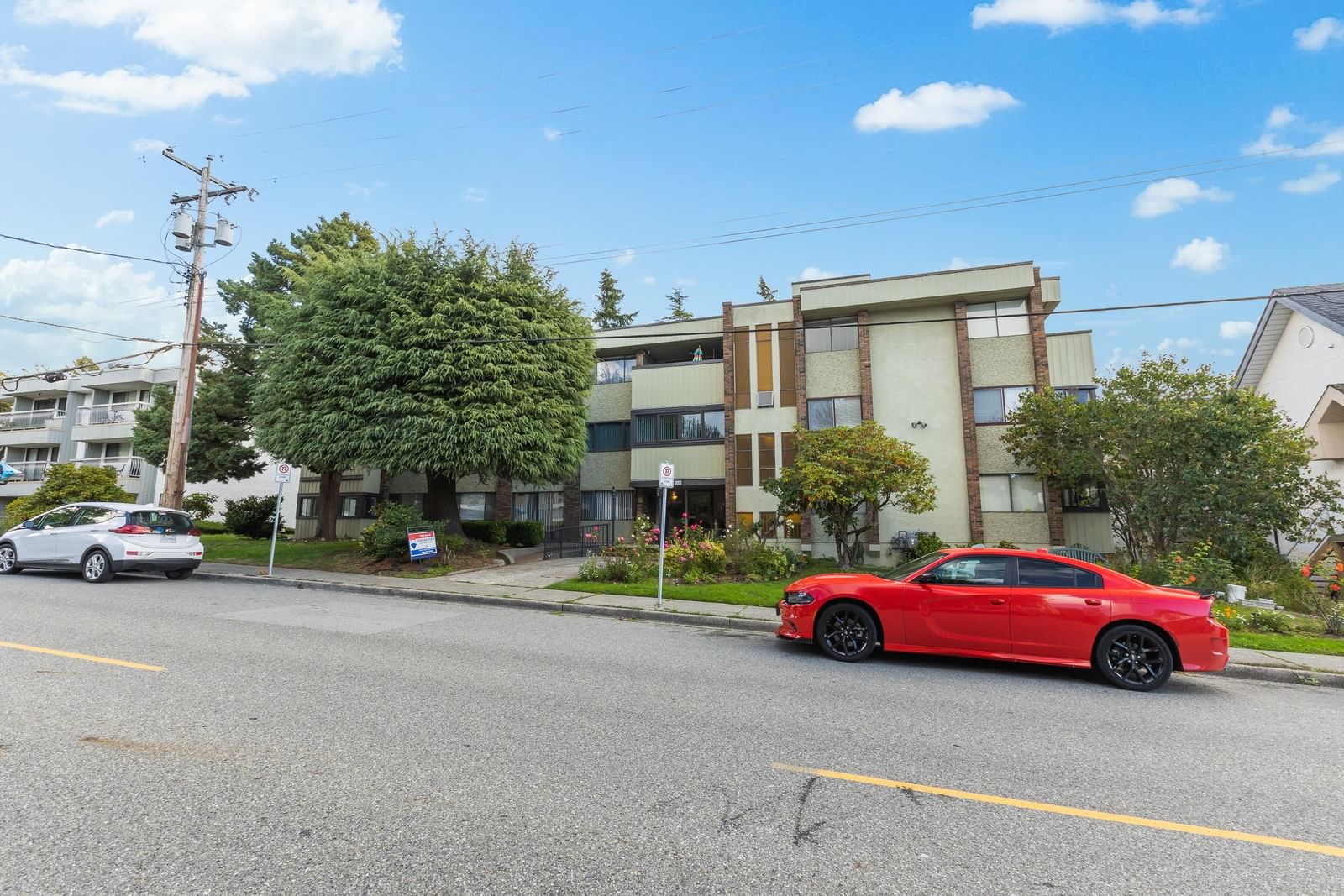 Listing photo 5