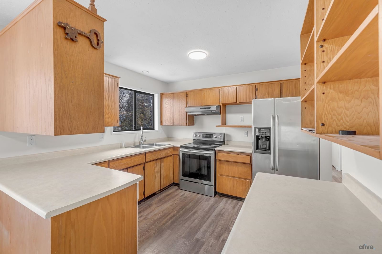 Listing Image 13