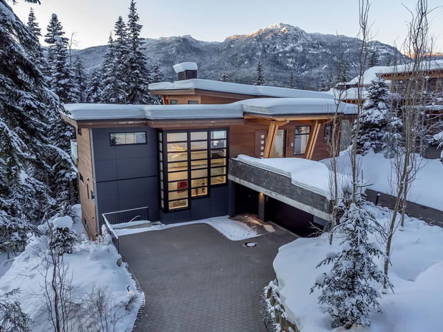 2909 Kadenwood Drive