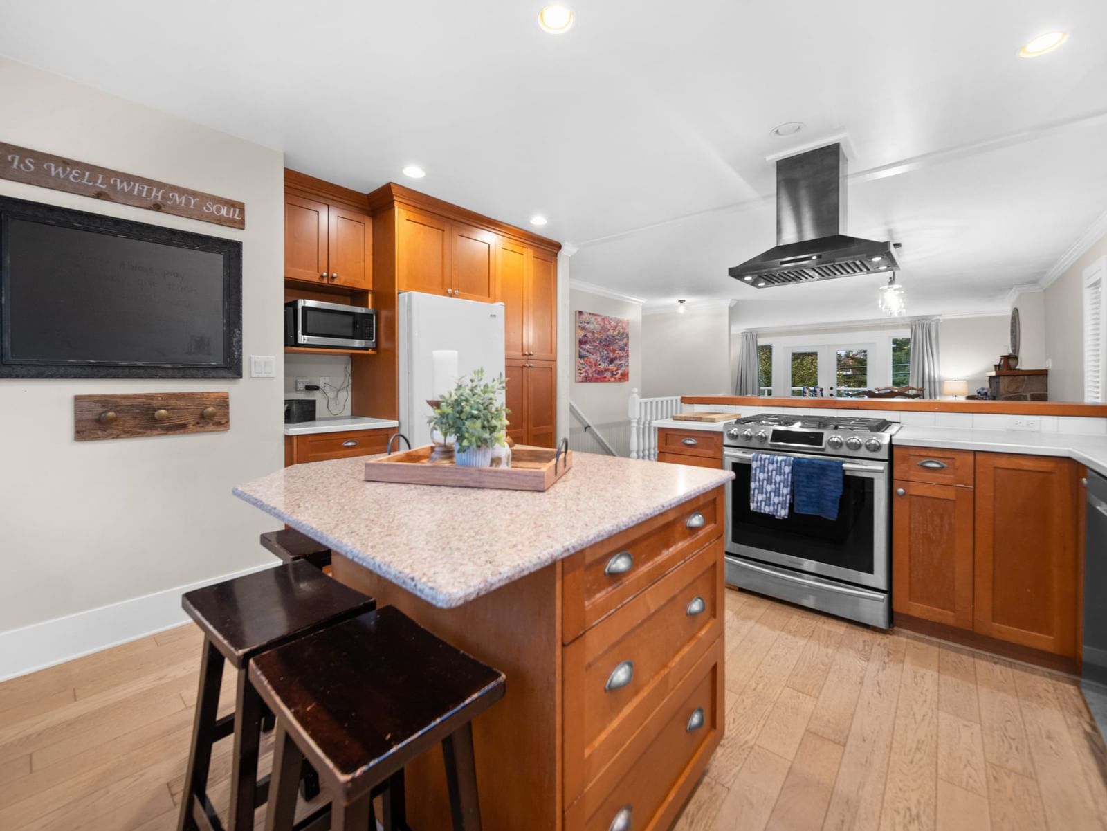 Listing Image 13