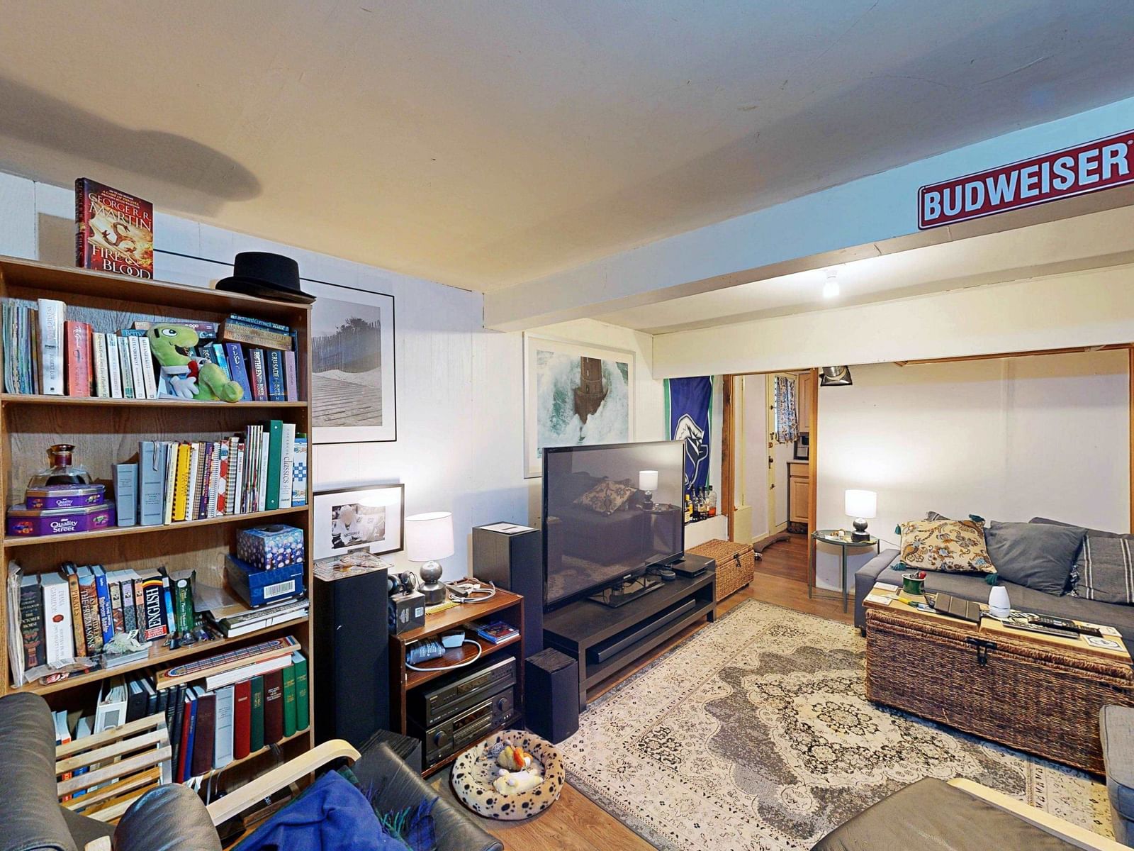 Listing Image 14