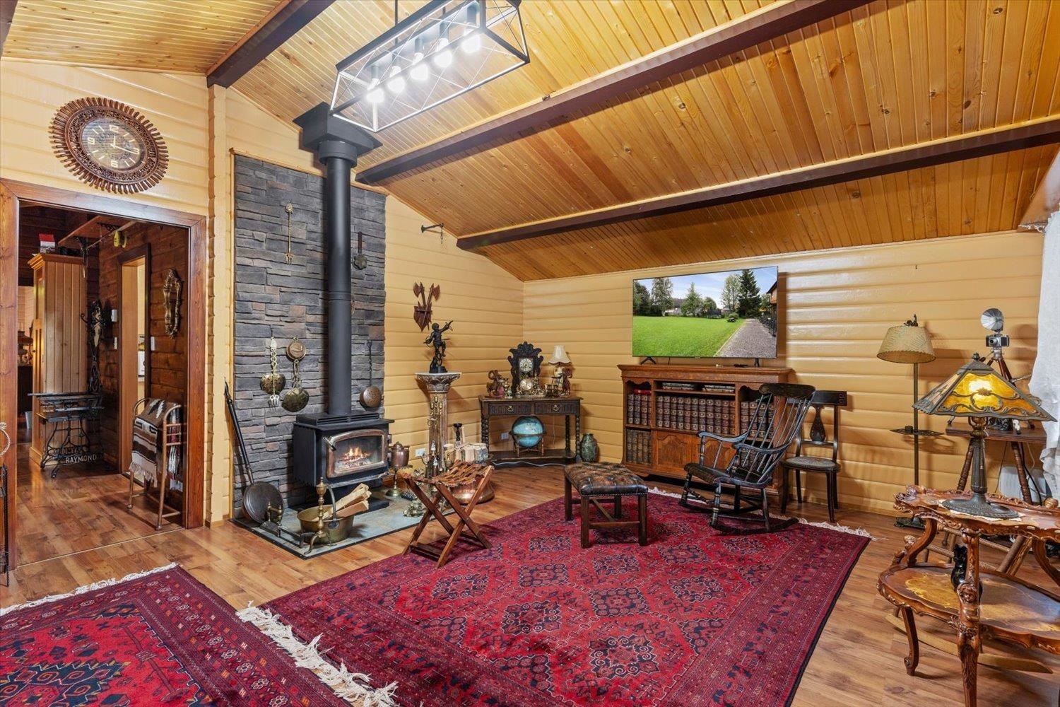 Listing Image 14