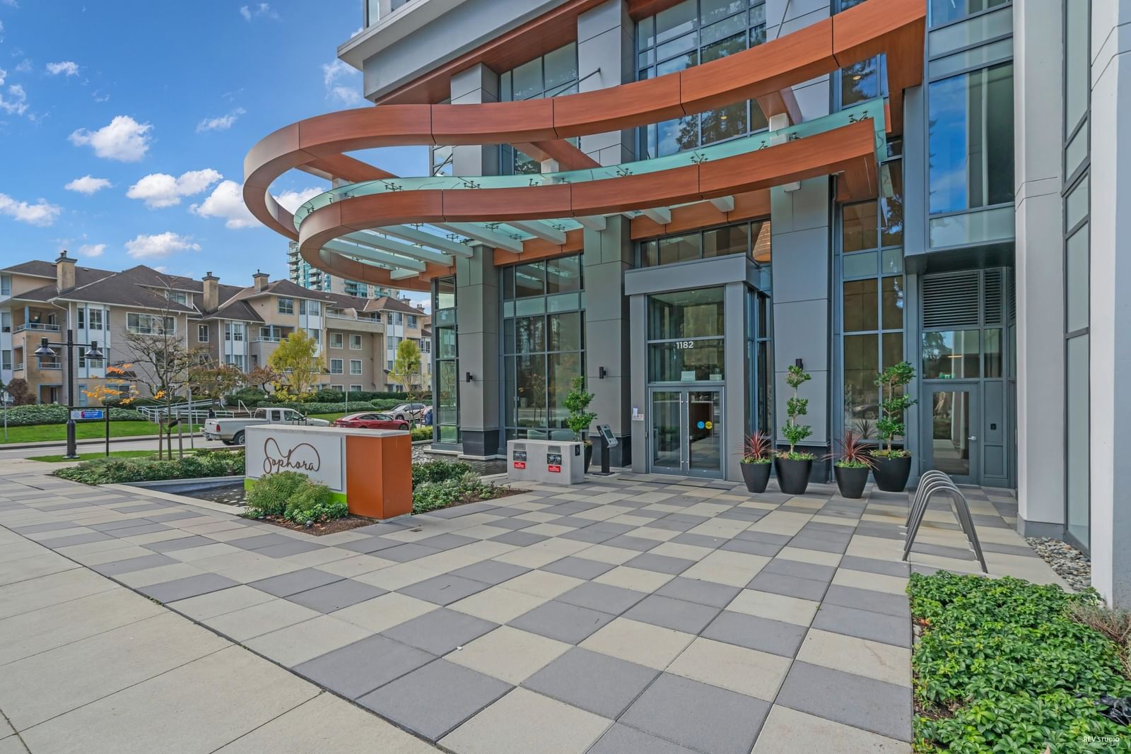 Listing Image 9