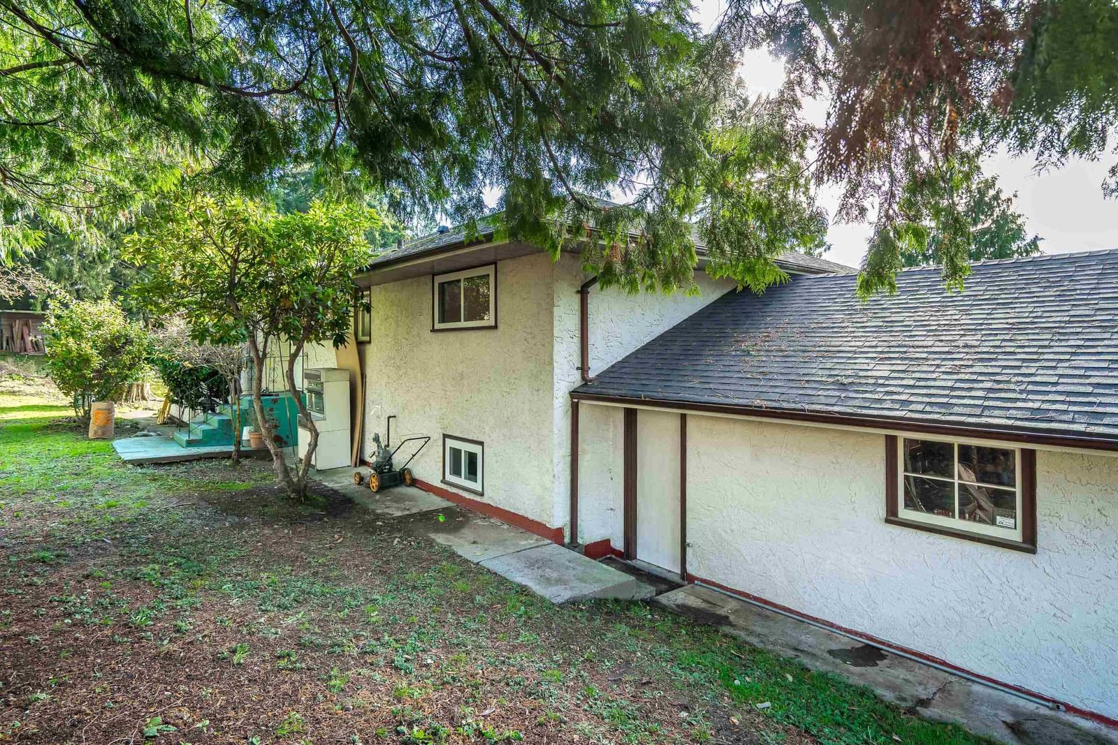 Listing Image 40