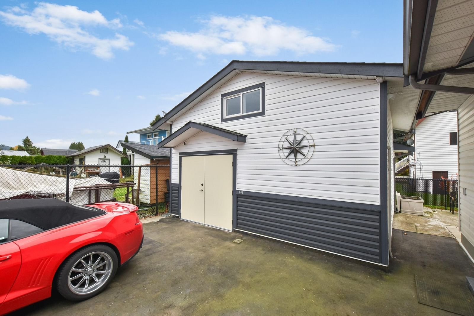 Listing Image 19