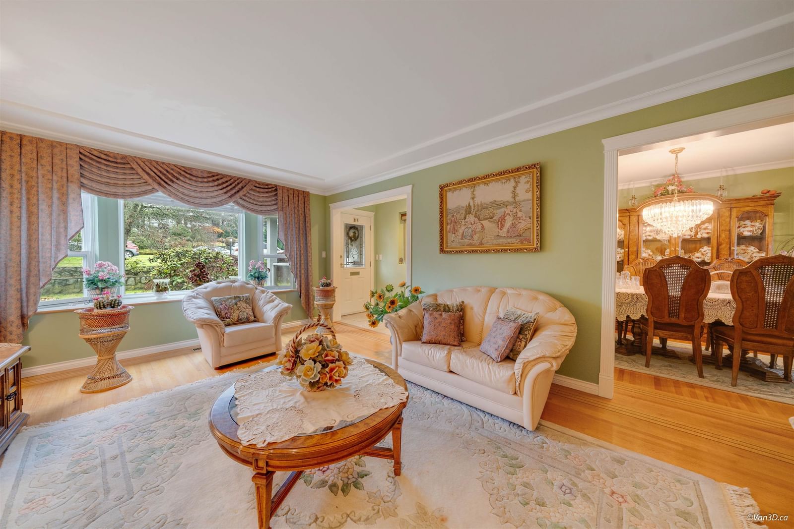 Listing Image 11
