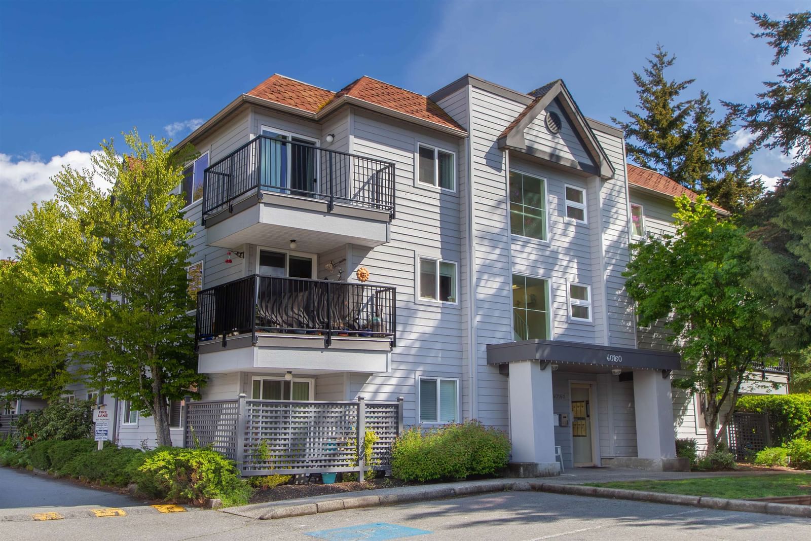Listing Image 16
